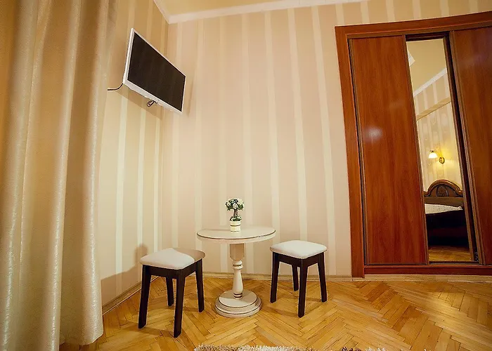 Apartamento On Horodotska Street