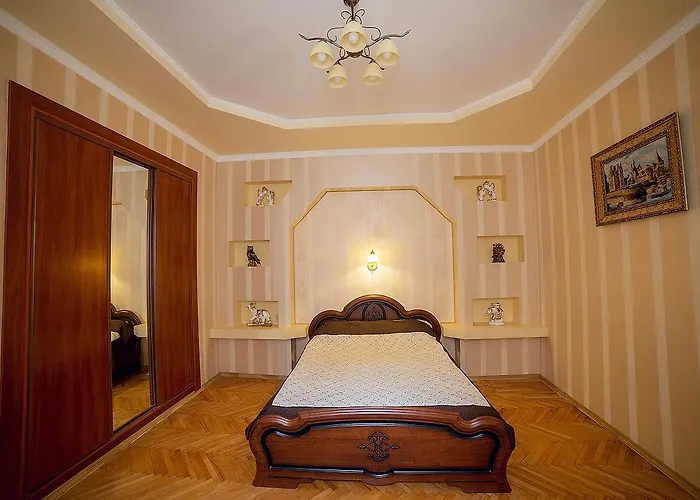 On Horodotska Street *