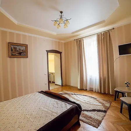 On Horodotska Street Appartement