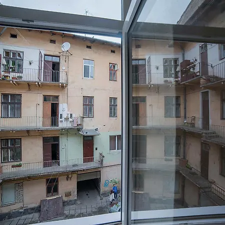 On Horodotska Street *